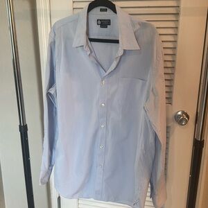 Croft & Barrow Light Blue Casual Button-Down Shirt